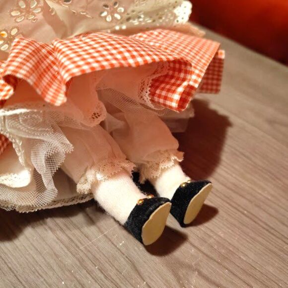 Vintage 1965 Madame Alexander McGuffey Ana Doll Blonde Red Gingham 8 Inch - Picture 7 of 8